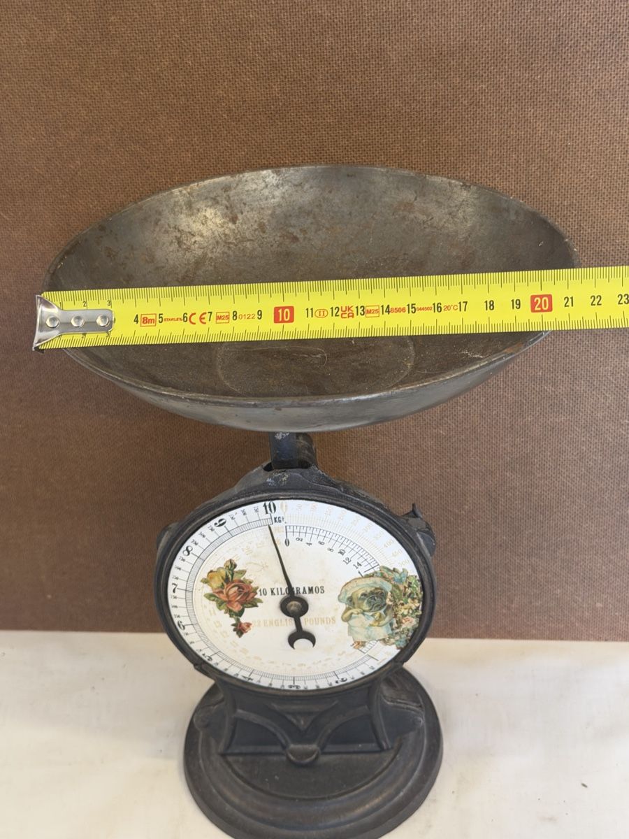 Bilance e pesi: Balance de cuisine ancienne  – Usato da montreux venduto da Always-Good 6