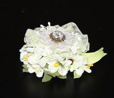 Brosche Haarschmuck gelb-grün romantisch
