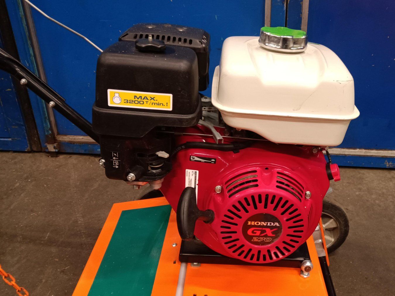 Attrezzi per la lavorazione del suolo: Eliet Vertikutierer E750 LM – Usato da Wädenswil venduto da Kleinerland 1