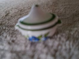 Schöne Deckelschüssel aus Keramik,Blumendecor Puppenhaus,neu