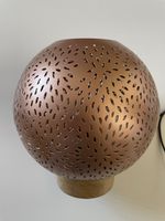 Kugel Lampe Kupfer Optik mit Holzfuss neuwertig