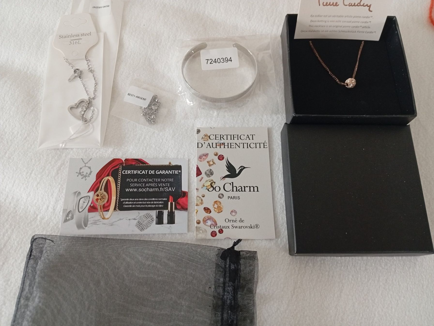 Altri gioielli: 4 bijoux fantaisie – Nuovo e nell'imballaggio originale da Alle venduto da Rissor