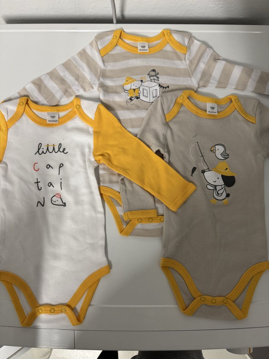Lotti & Set di vestiti: Body Set 2-4Mt – Nuovo (secondo la descrizione) da Frenkendorf venduto da banemk12