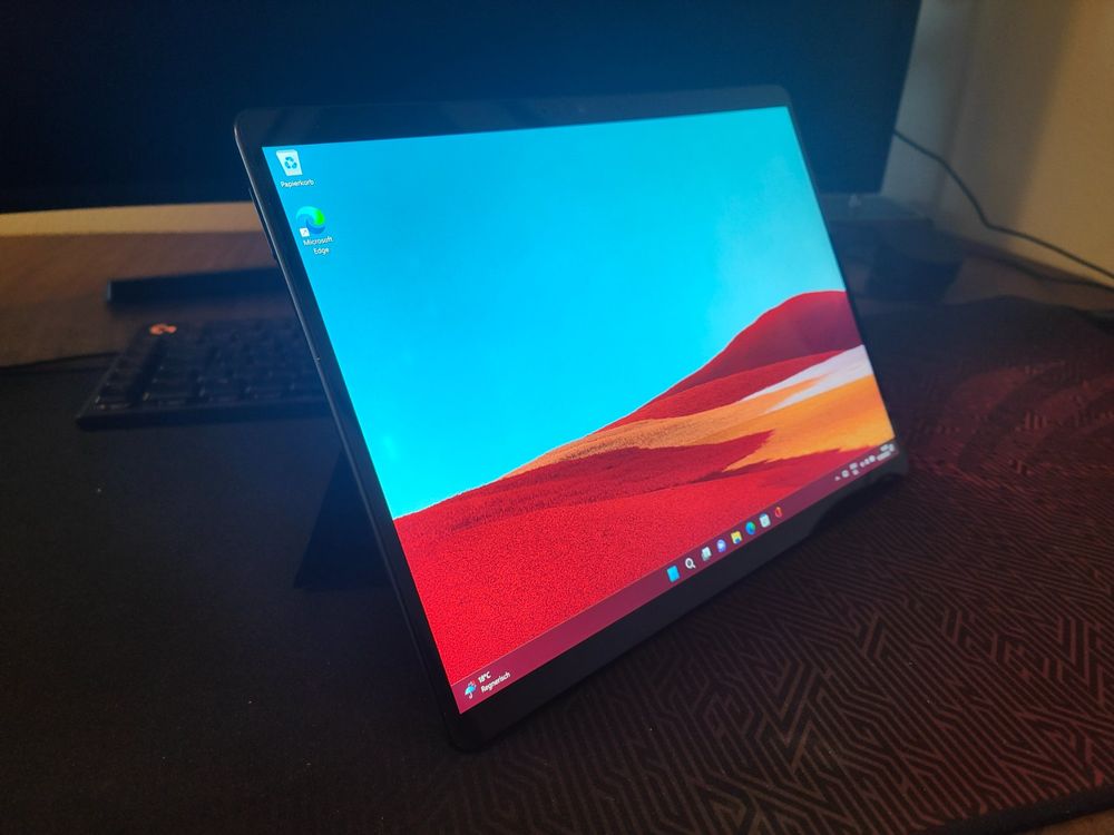 Microsoft Surface Pro X 13", Microsoft SQ2, 16 GB, 256 GB Kaufen
