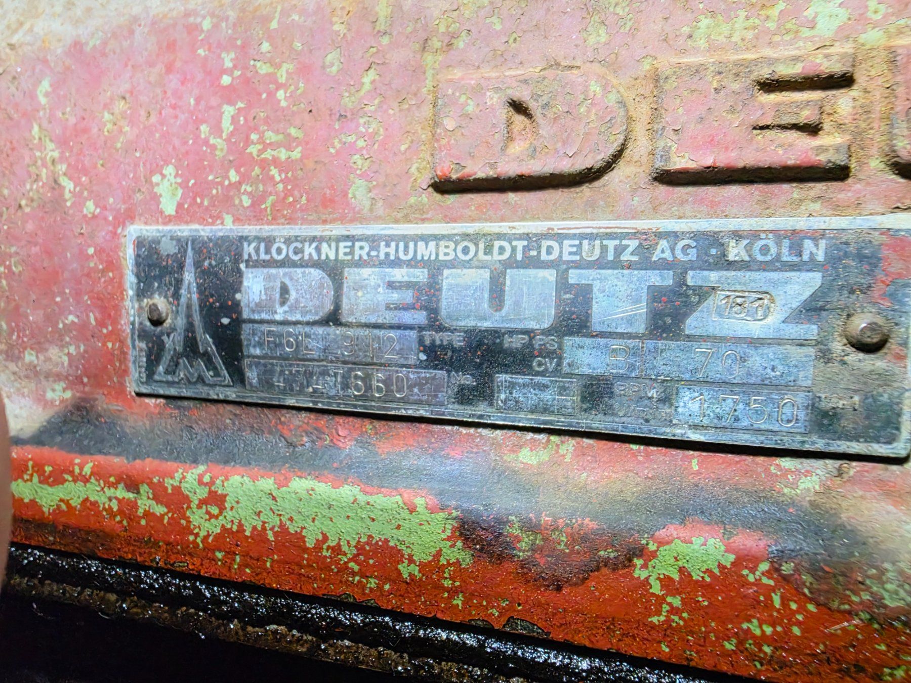 Deutz Motoren: Deutz F6l912 – Gebraucht aus Recherswil von Deutzd8006Fahrer 7