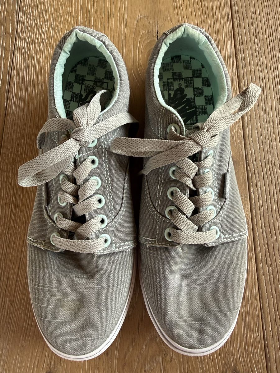Vans Scarpe da uomo: Vans grau-mint Grösse 38 – Usato da Pragg-Jenaz venduto da gobrist