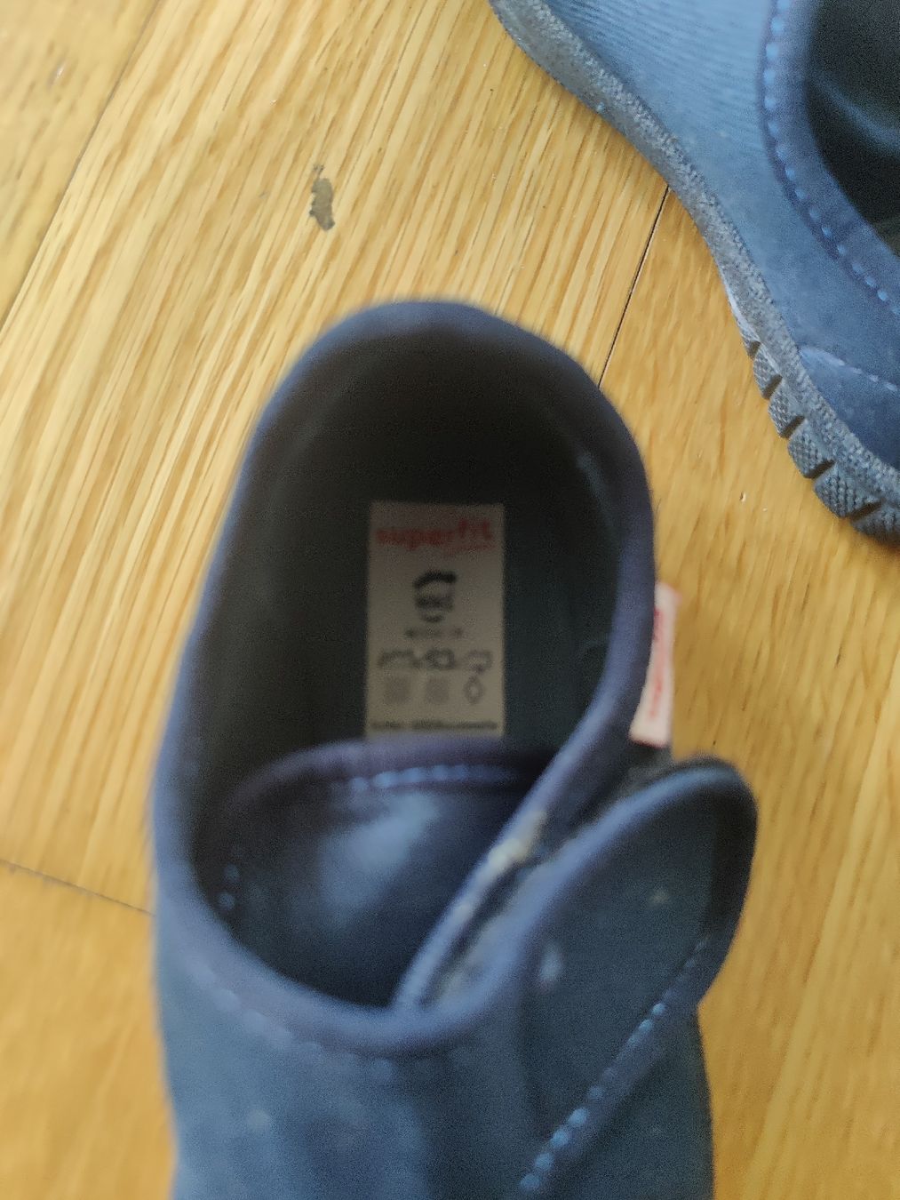Scarpe per ragazzi: Hausschuhe Superfit Gr. 23 – Usato da Gossau SG venduto da Matamoros 1
