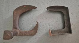 2 Schuhmacherwerkzeuge (3-Fuss und 2-Fuss)