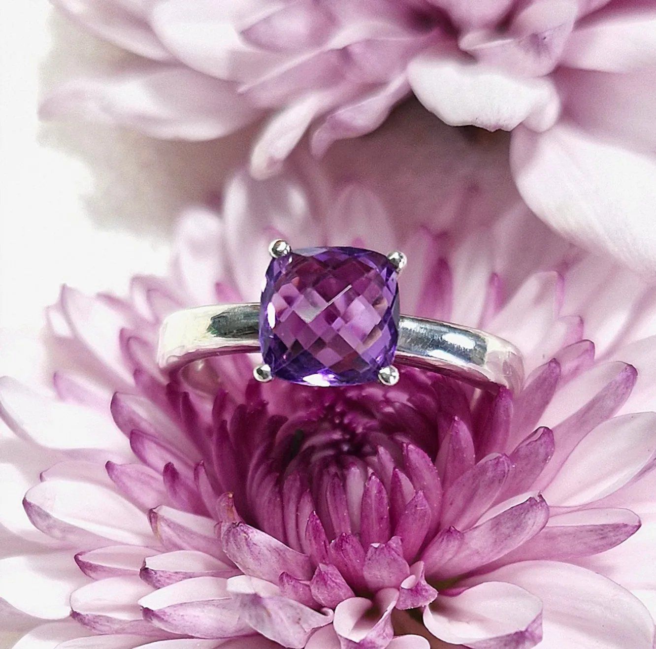 Ringe: Amethyst Ring in Silber aus der Goldschmiede – Neu und originalverpackt aus Zürich von GOS08 2