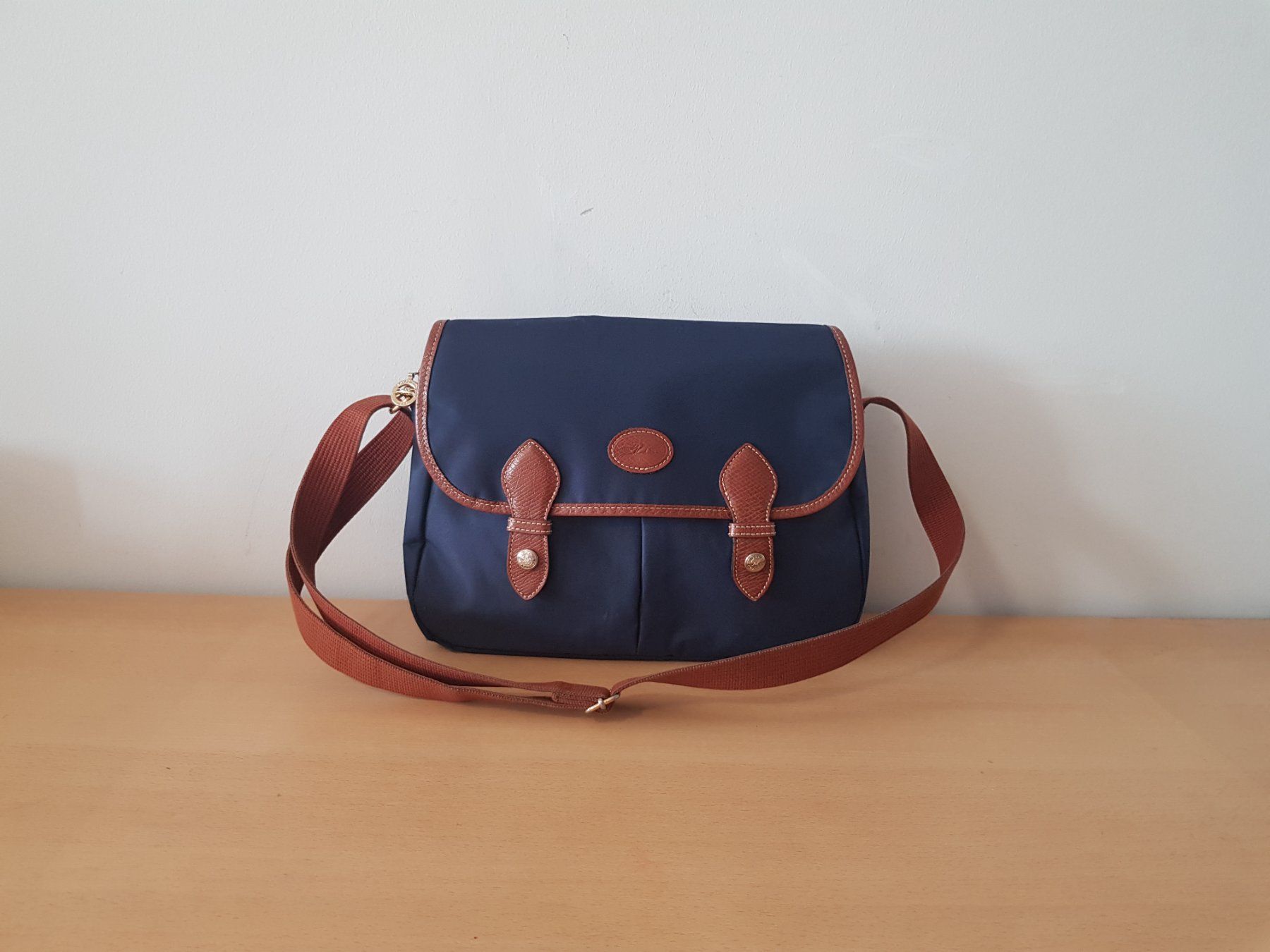 Longchamp Borse da donna: Longchamp Le Pliage Umhängetasche – Usato da Basel venduto da Birs868
