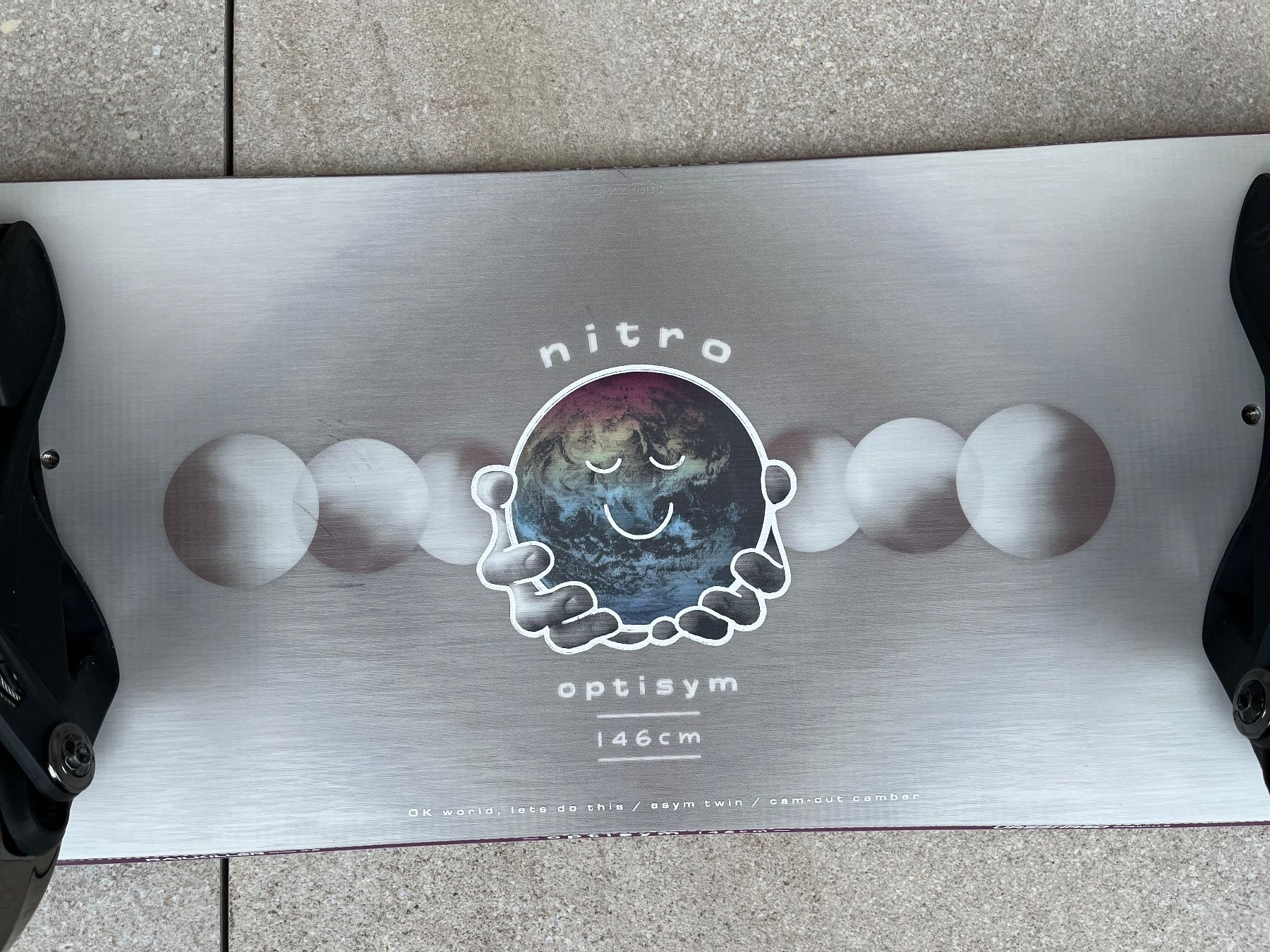 Snowboard Nitro Board: Snowboard Nitro Optisym 146 cm mit Vibram Bindung – Usato da Hildisrieden venduto da ste_8mcc 2