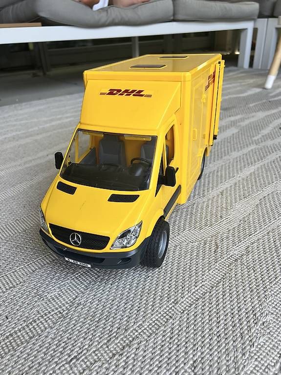 Giocattoli: DHL Lieferwagen von Bruder – Usato da Neuenhof venduto da rah_j2qp