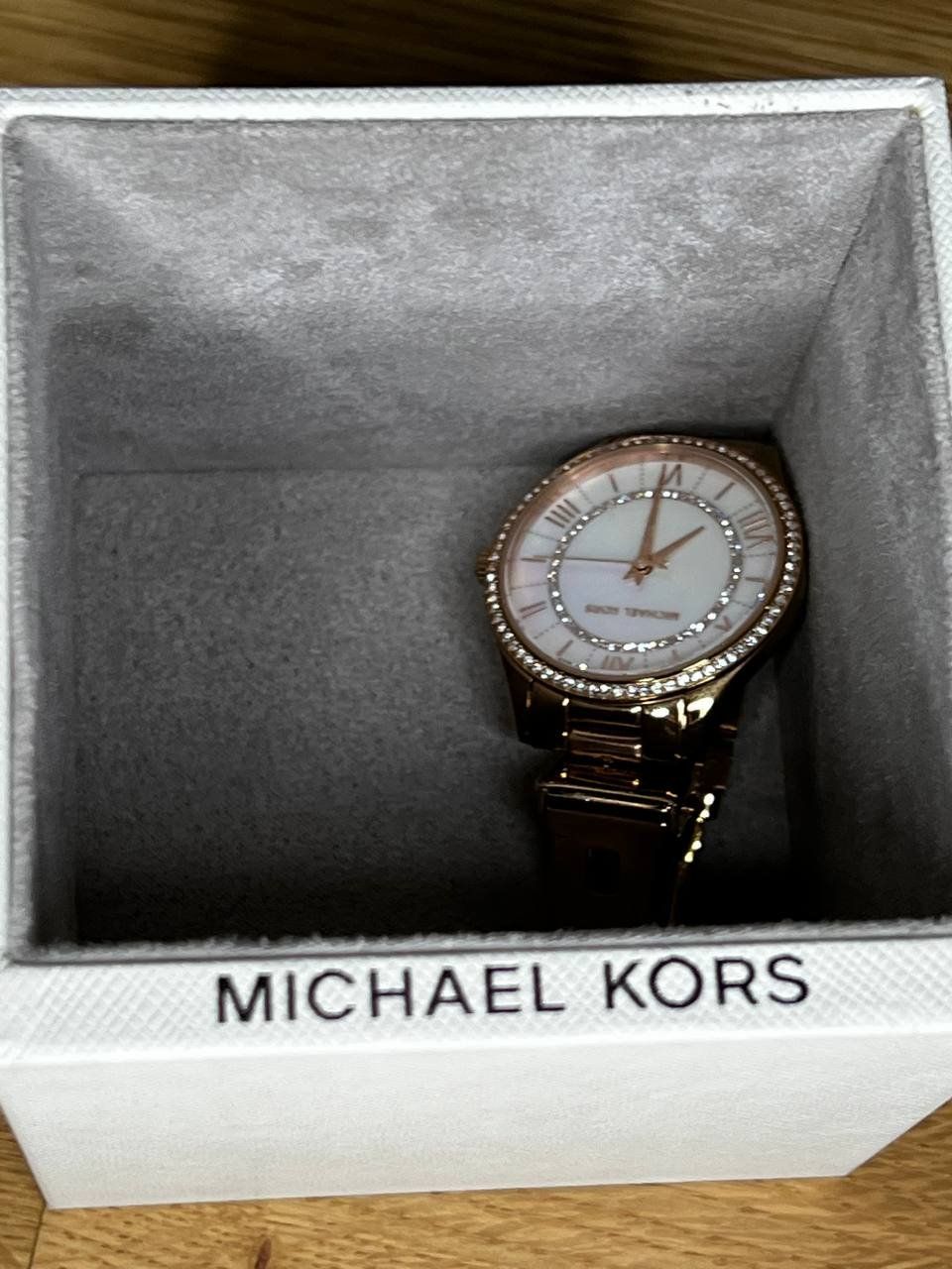 Michael Kors Montres: Michael Kors Lauryn – Neuf avec emballage d'origine à Riehen par edu_92w7 8