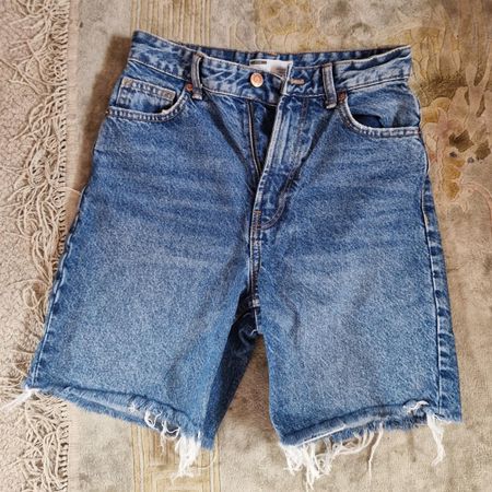Jeansshorts Bershka blau Grösse 34