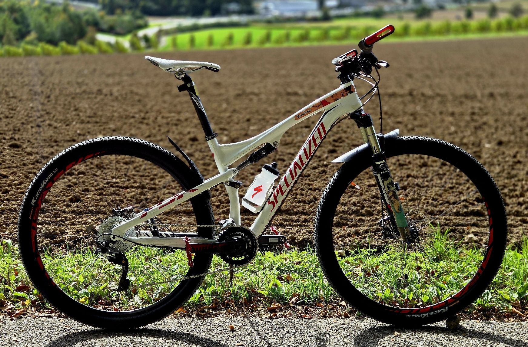 Specialized Vélos: MTB Fully Specialized Epic Expert Carbon 29 – D'occasion à Winterthur par TheMatrixHasYou