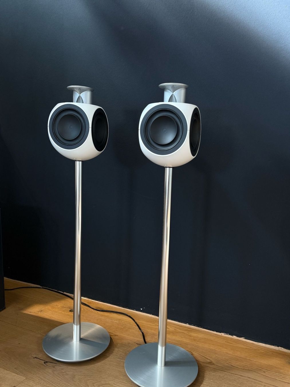 Bang & Olufsen Casse acustiche: Bang & Olufsen BeoLab 3 Paar – Usato da Maienfeld venduto da LehnerAkustikAG