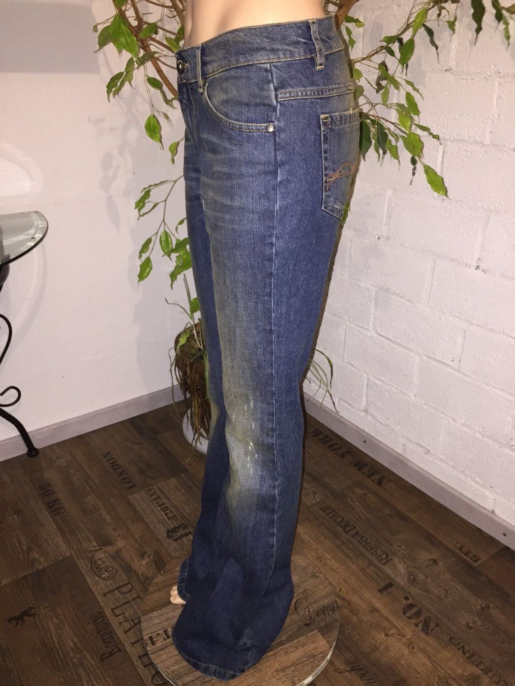 Jeans: Jeans MAX&CO   Taille/Grosse 28    Model Flaire – D'occasion à Cossonay-ville par Super-Price-Quality 5