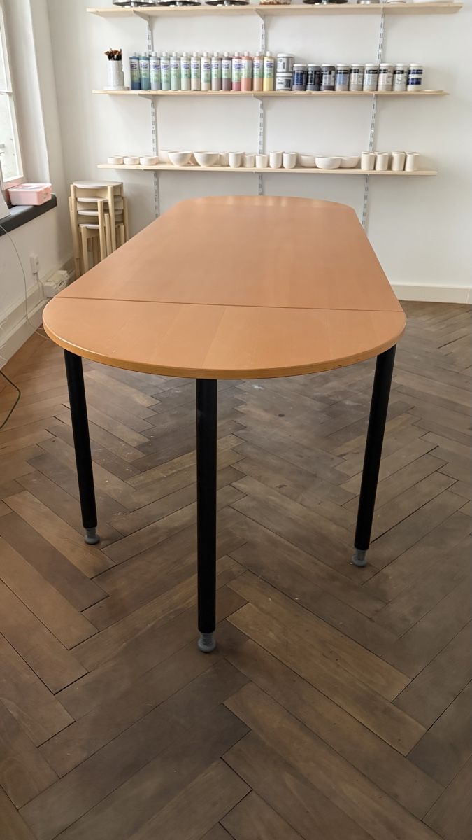 Tavoli: Wooden table with detachable corners – Usato da Zürich venduto da Louiz_Bal 2