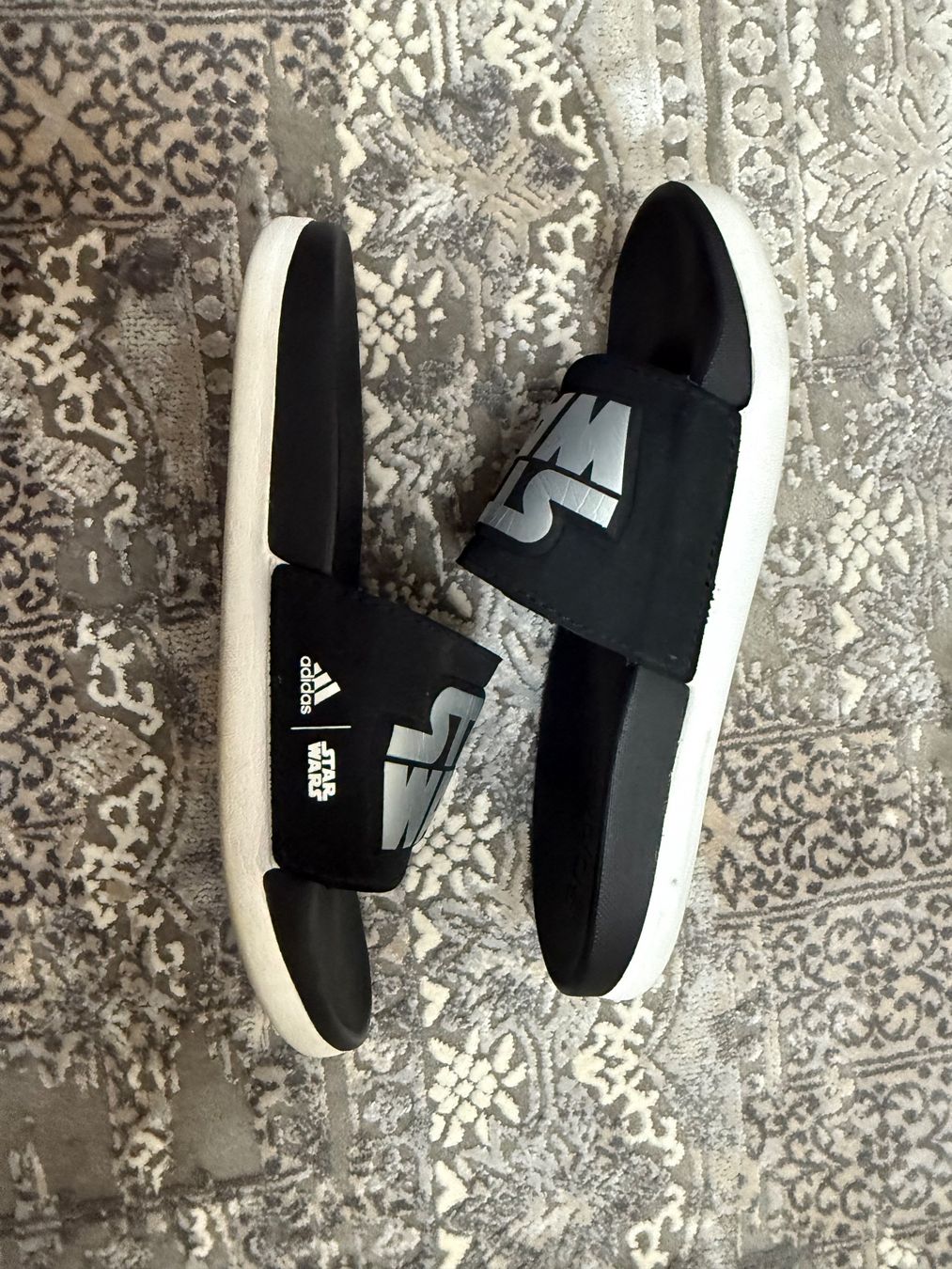 Adidas Scarpe per ragazzi: Badeschuhe ADIDAS STAR WARS Gr. 32 – Usato da Uetikon am See venduto da Fraufox1 1