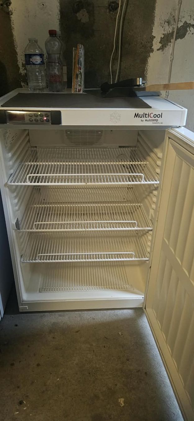Réfrigérateurs: Kühlschrank – D'occasion à Rheineck par ama_h57c 1
