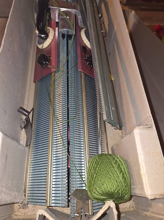 Alle Maschinen: Strigo Strickmaschine – Gebraucht aus Flaach von shora 1