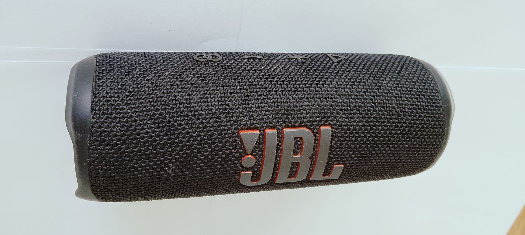 JBL Lautsprecher: JBL Flip 6 Bluetooth Lautsprecher wenig gebraucht  – Gebraucht aus Biel/Bienne von Vintage-timearts