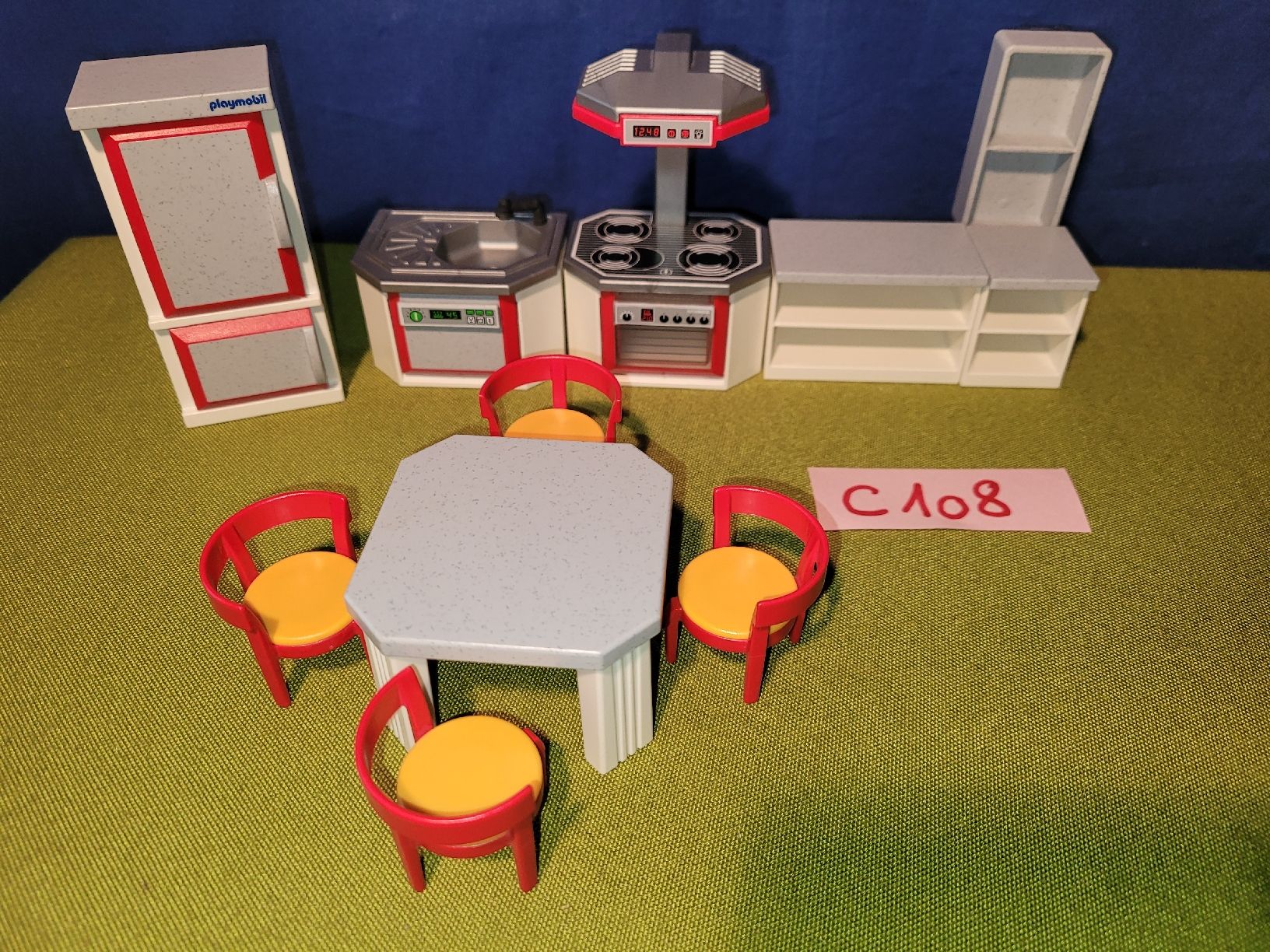 Playmobil Giocattoli: Playmobil Möbel,Puppenhaus C108 – Usato da Aarberg venduto da Fink010