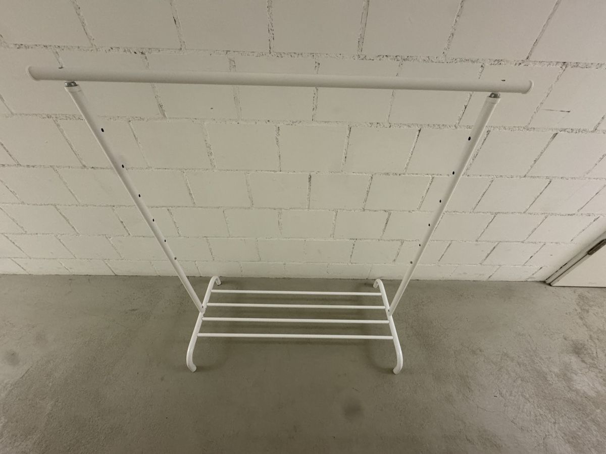 Ikea Kleiderbügel: Ikea Kleiderbügel – Gebraucht aus Sissach von Gunzi04 1