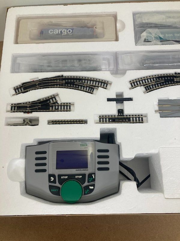 Trix Modellini di ferrovie: 2er Set Minitrix Spur N Digital Startset und Ergänzungsset – Nuovo e nell'imballaggio originale da Büsserach venduto da ModellbahnDepot 4