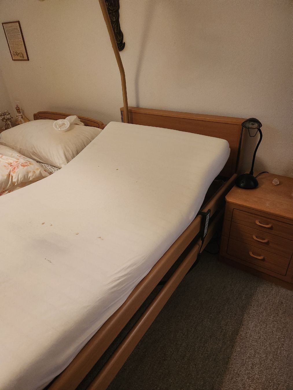 Letti: Burmeier Spital/Pflegebett – Usato da Seewen SZ venduto da Gaho8471 1