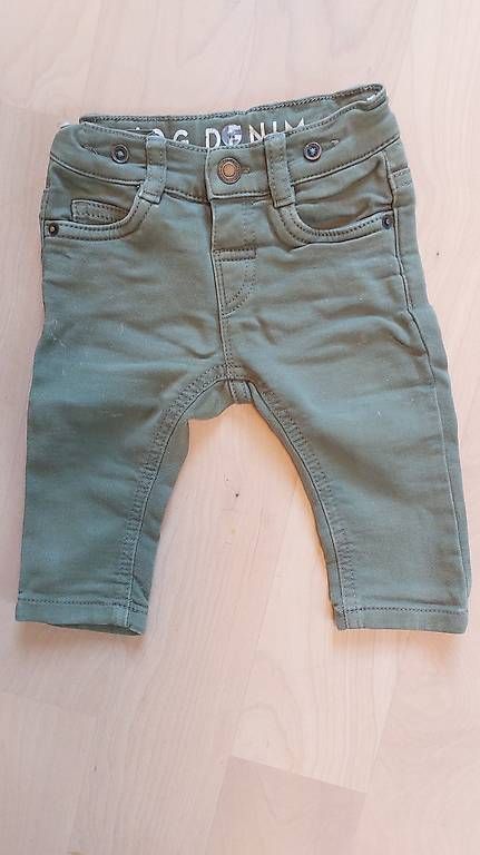 Pantaloni: Baby Jeans – Usato da Wohlenschwil venduto da fabulous86 4