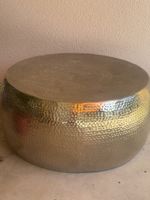 Runder Couchtisch Metall gehämmert silberfarben 60cm