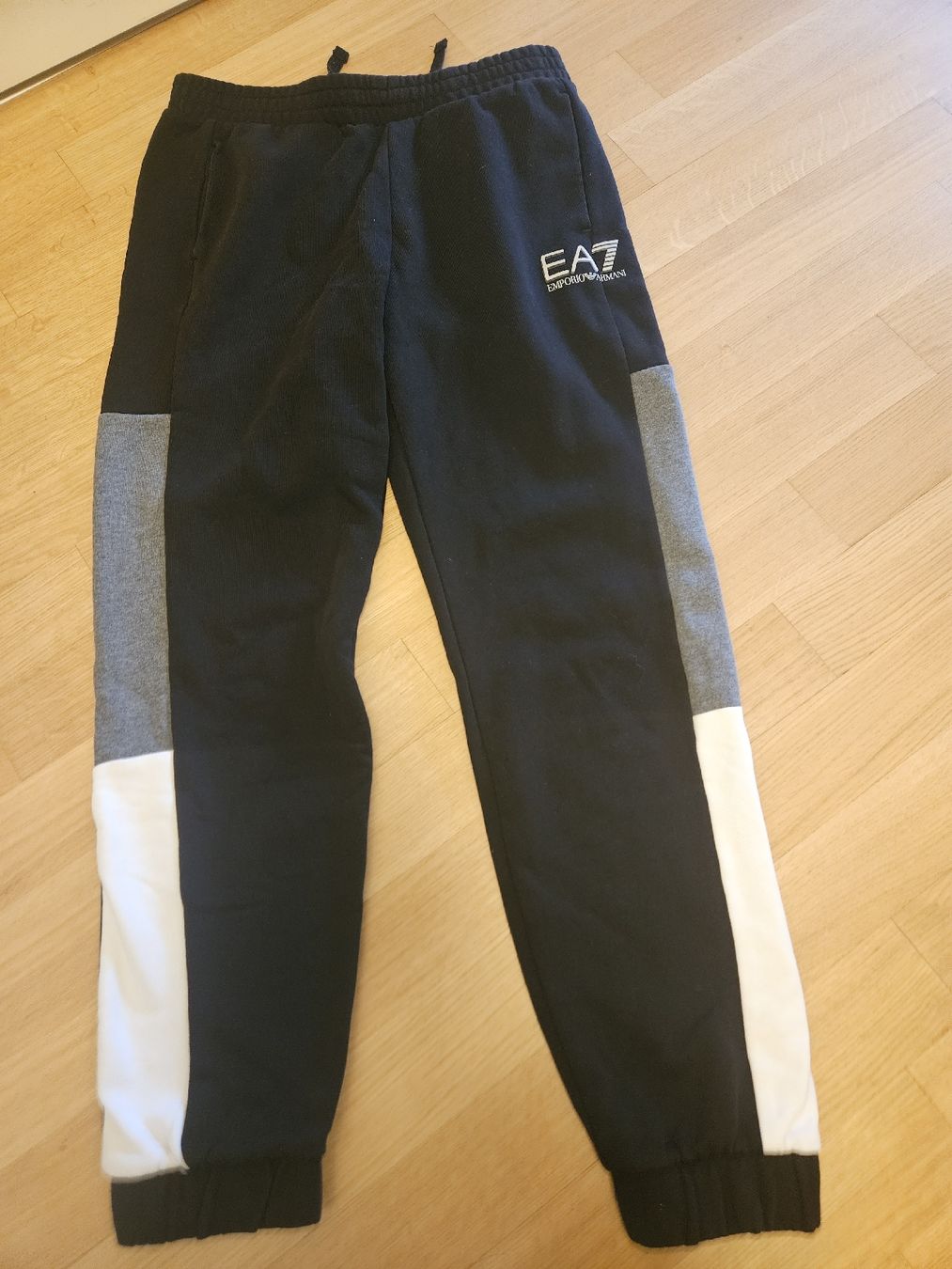 Armani Hosen: Emporio Armani Hosen – Gebraucht aus Luzern von Dan_8m79 3