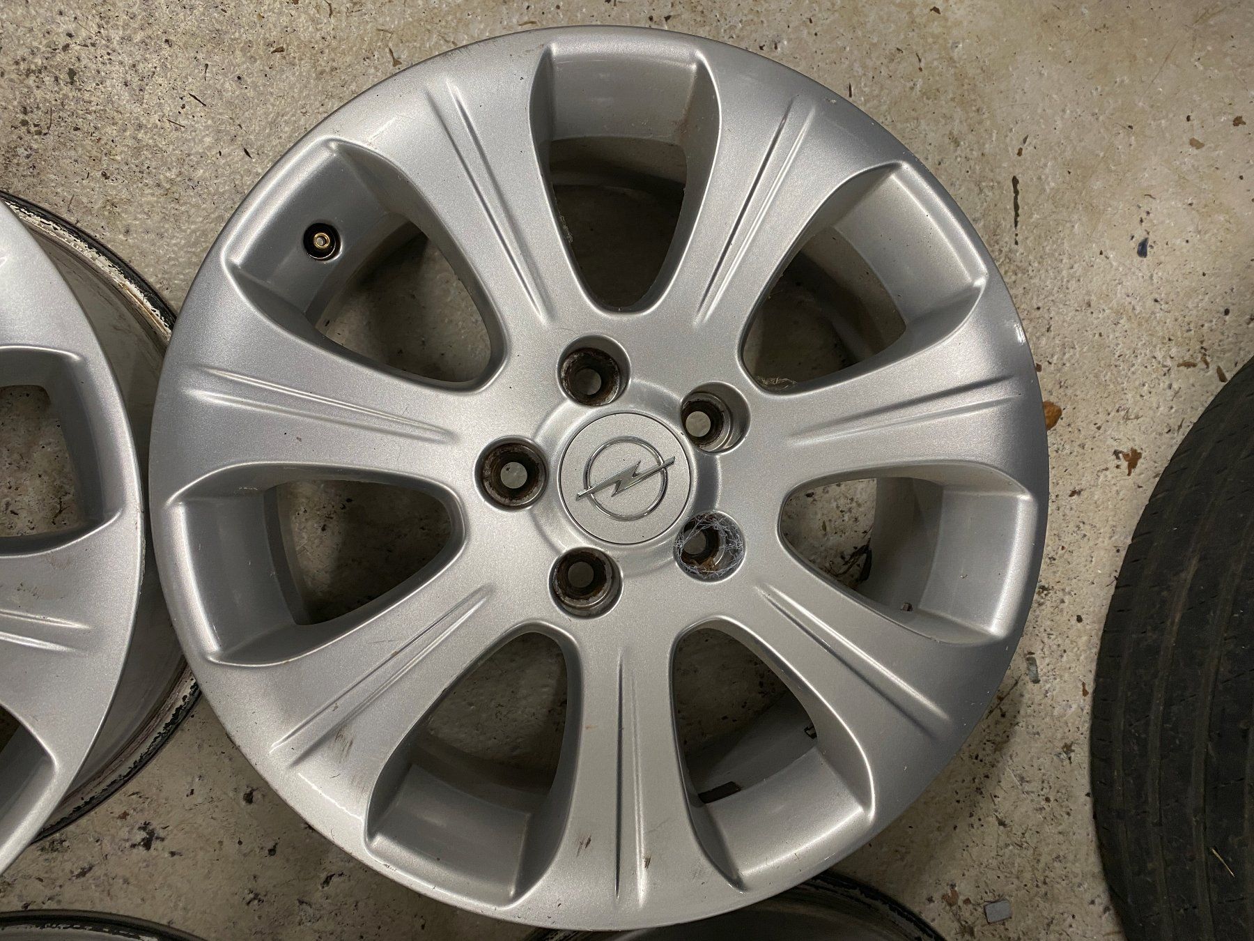 Opel Cerchioni: Opel Alufelgen 16" – Usato da Gersau venduto da Seegar 2