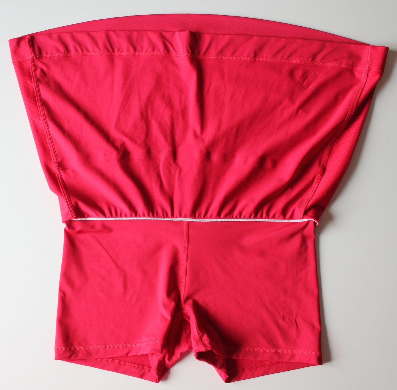 Adidas Jupes: Jupe Adidas climacool t. env. M – D'occasion à Peseux par Gilloss 3