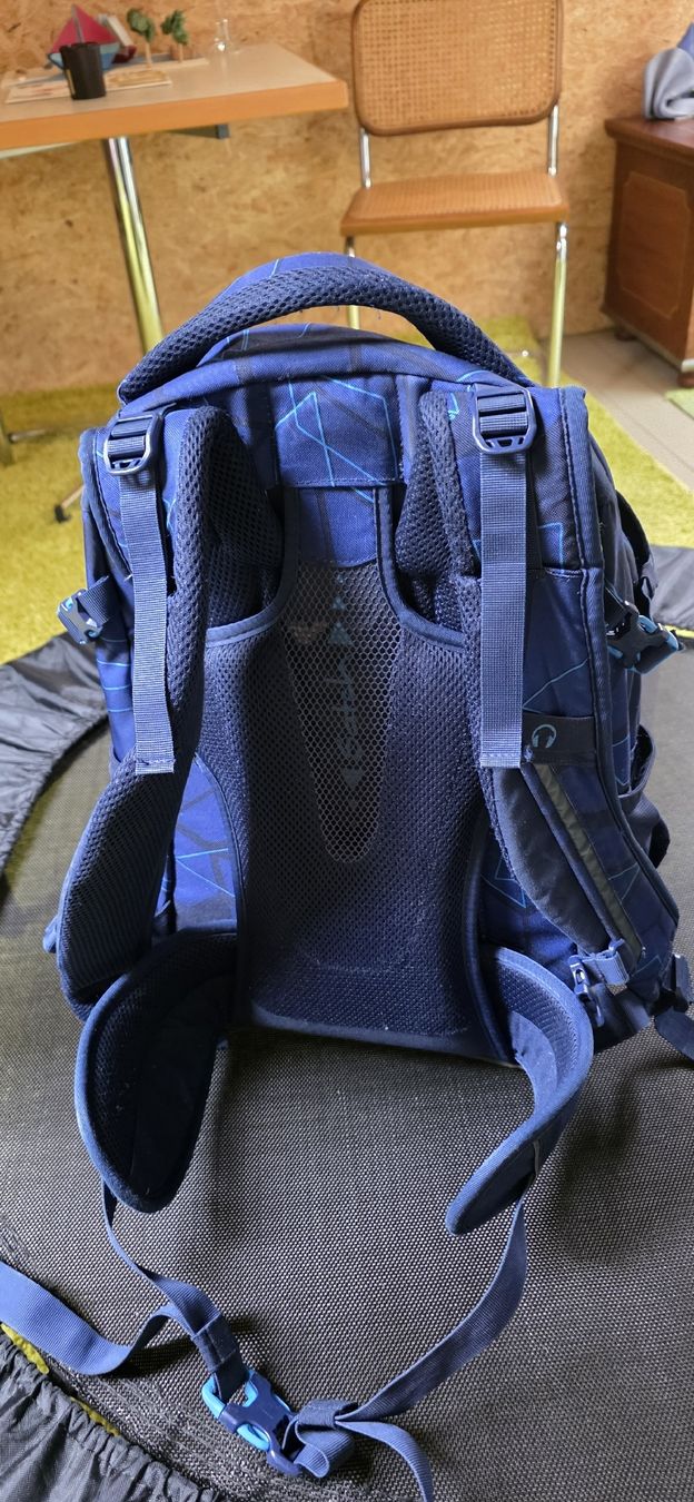Sacs & sacs à dos: Schultasche – Neuf (Voir description) à Aeschi SO par trindade 1