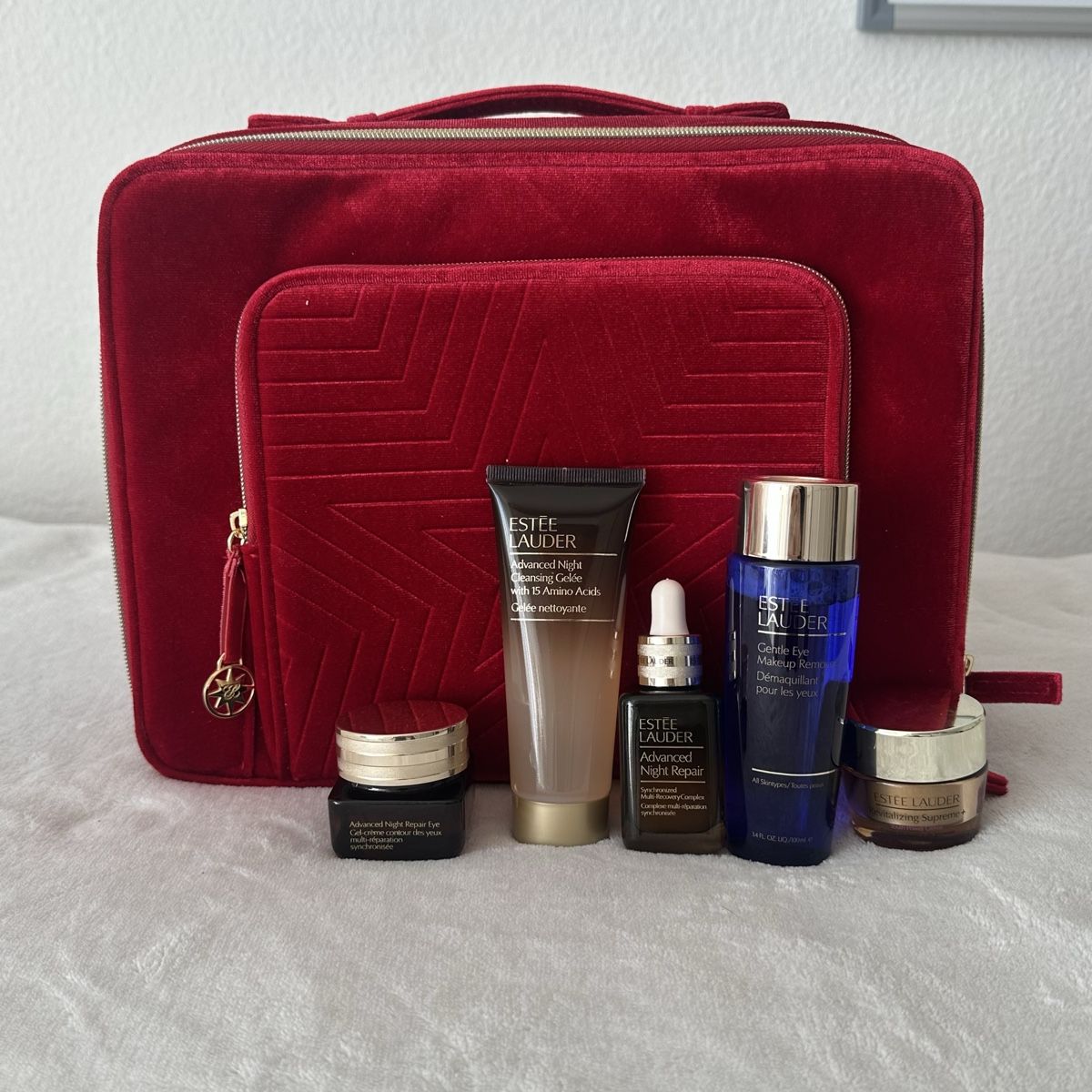 Estée Lauder Soins du visage: Estée Lauder Advanced Night Set Coffret – Neuf avec emballage d'origine à Givisiez par dor_xb9k