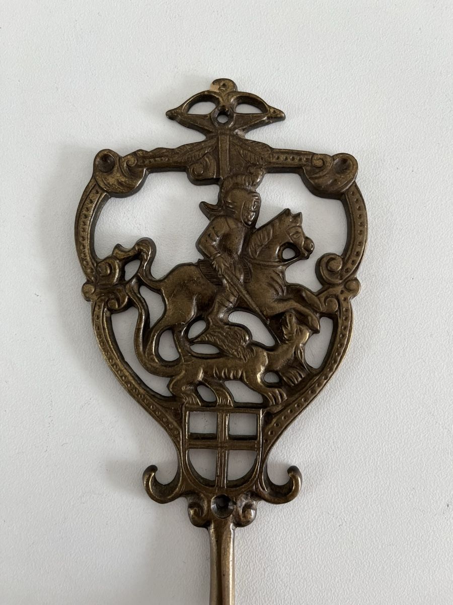 Ferramenta: alter Wandhaken aus Messing – Usato da Wetzikon ZH venduto da seli03