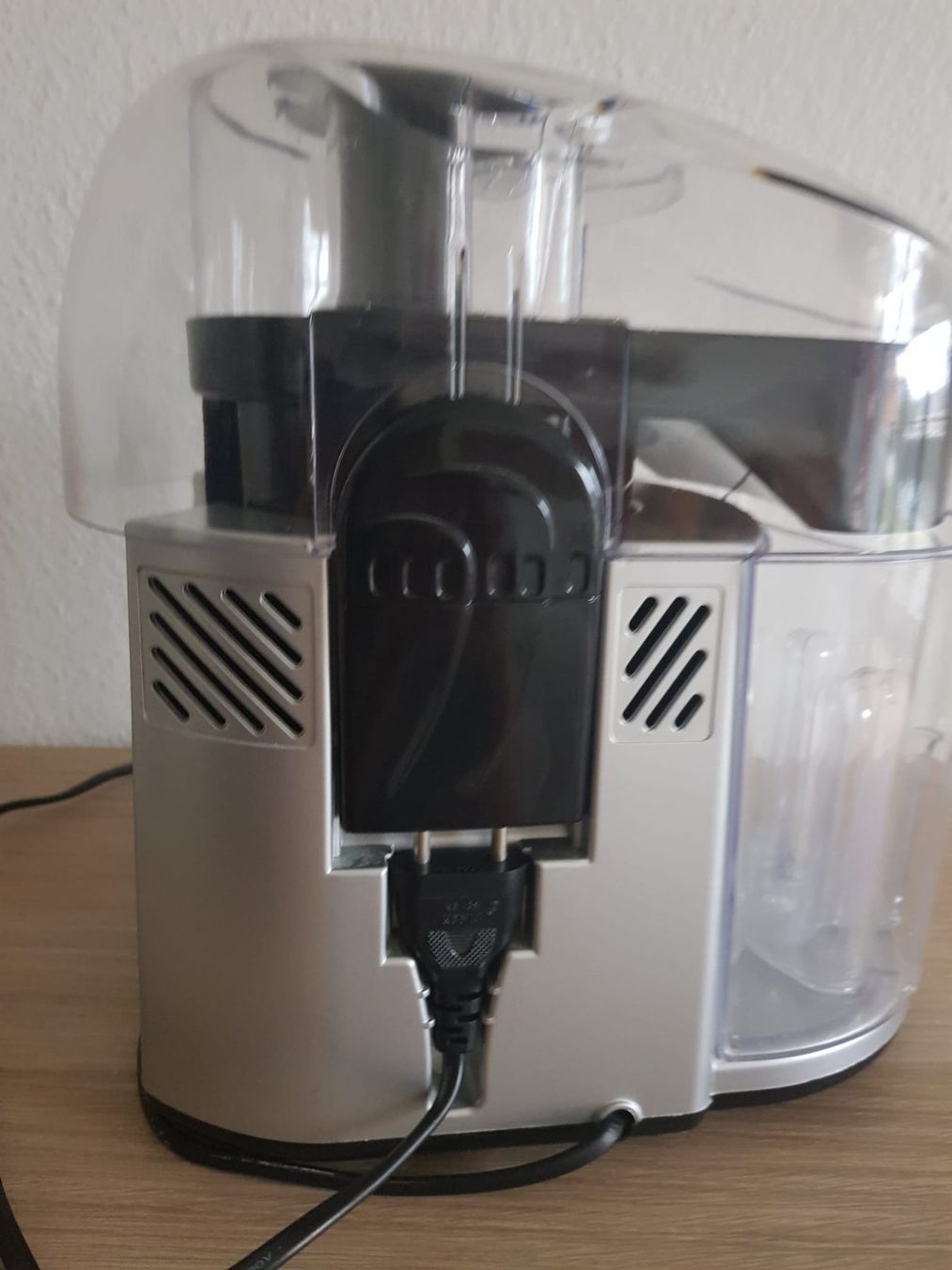 Primotecq Appareils de cuisine: PRIMOTECQ ENTSAFTER (FUST) NEU – D'occasion à Embrach par  2