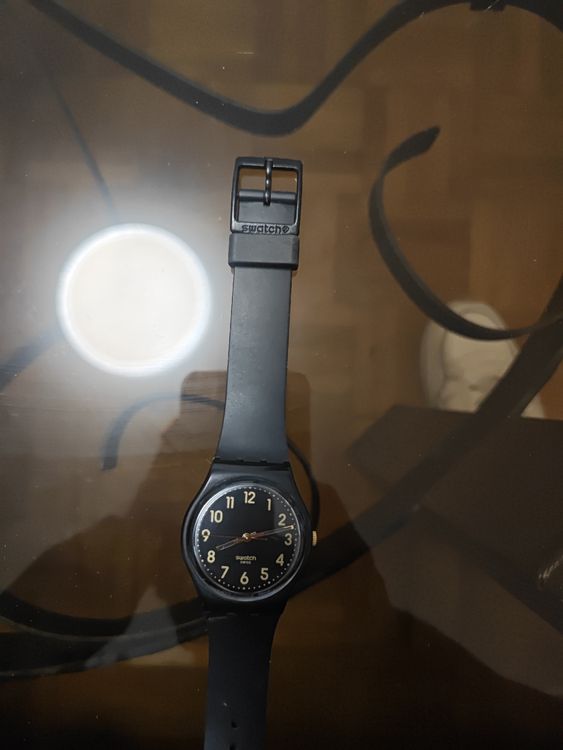 Swatch Orologi: Coole, schwarze Swatch Uhr - Zeitloser Klassiker! Vintage? – Usato da Zürich venduto da pamiciri 2