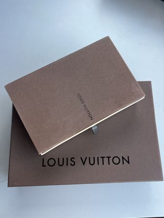 Louis Vuitton Geschenkbox mit Beutel guter Zustand