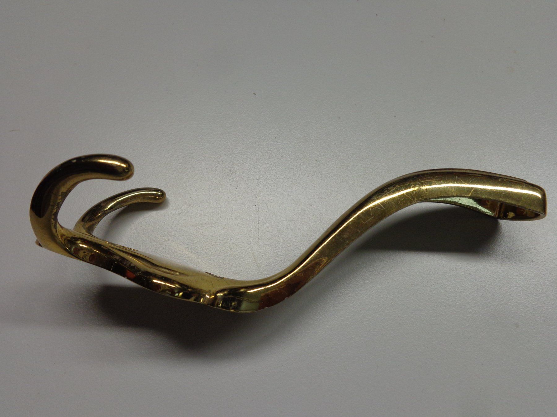 Eisenwaren: Messinghacken 2 Stk. L= 17 cm B= 7+5 cm – Gebraucht aus Liestal von Gecko16 4