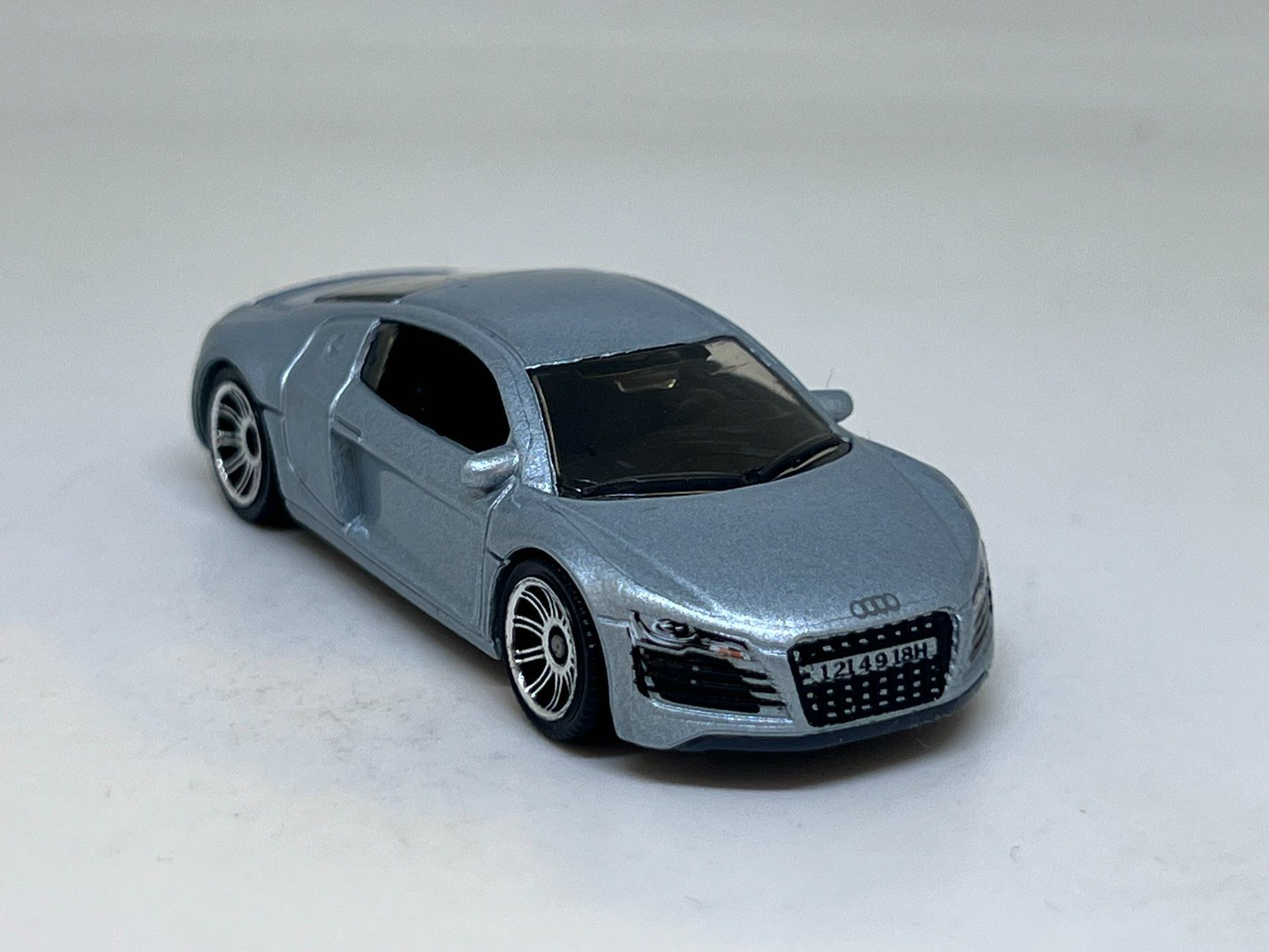 Matchbox Modellini d'auto: Matchbox Audi R8 (2007) #706 – Usato da Wildegg venduto da LaaBoutique