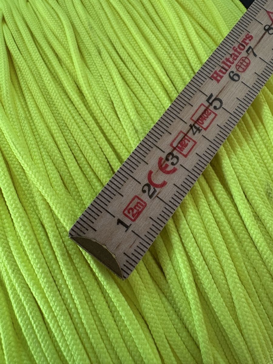Tutte le decorazioni: Neon Schnur zum basteln oder markieren – Usato da Rümlang venduto da euqinom16 2