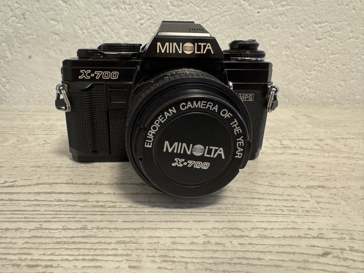 Minolta Fotocamera: Minolta x-700 kamera – Usato da Zunzgen venduto da milesdavis76 5