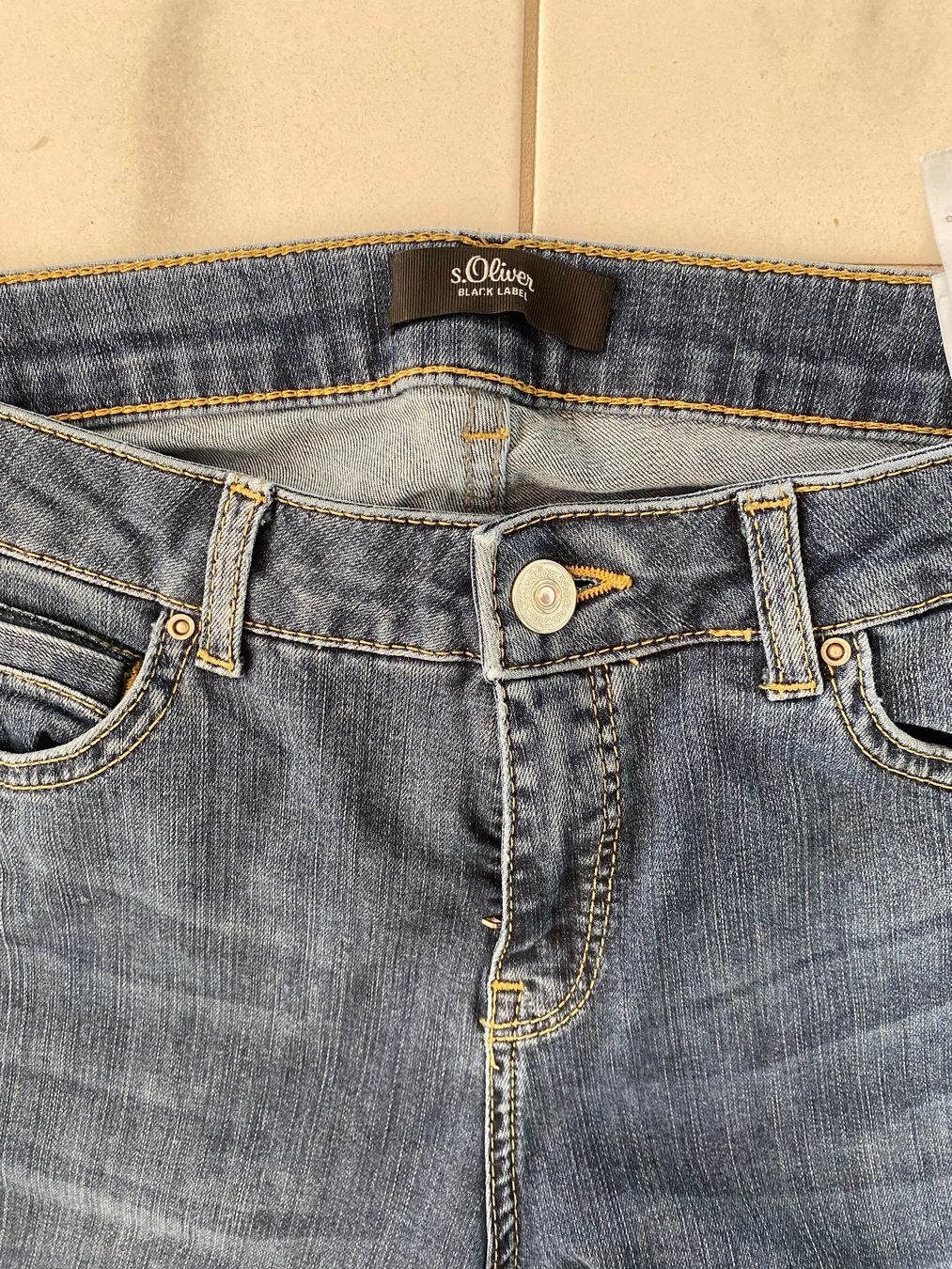 S.Oliver Jeans: Damenjeans der Marke S.Oliber Blacklabel – Usato da Zollikon venduto da Dory11 1