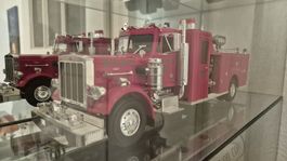Modellauto Feuerwehrauto rot LKW Peterbilt guter Zustand