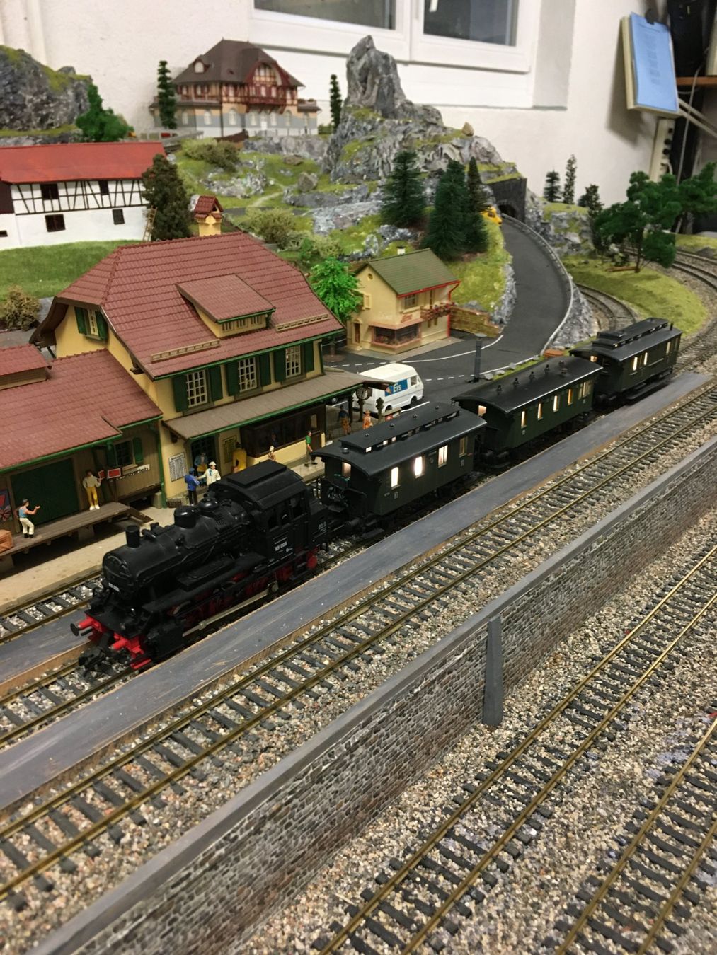 Fleischmann Modellini di ferrovie: Museumszug 4-Teilig – Usato da Windisch venduto da Kari51 1