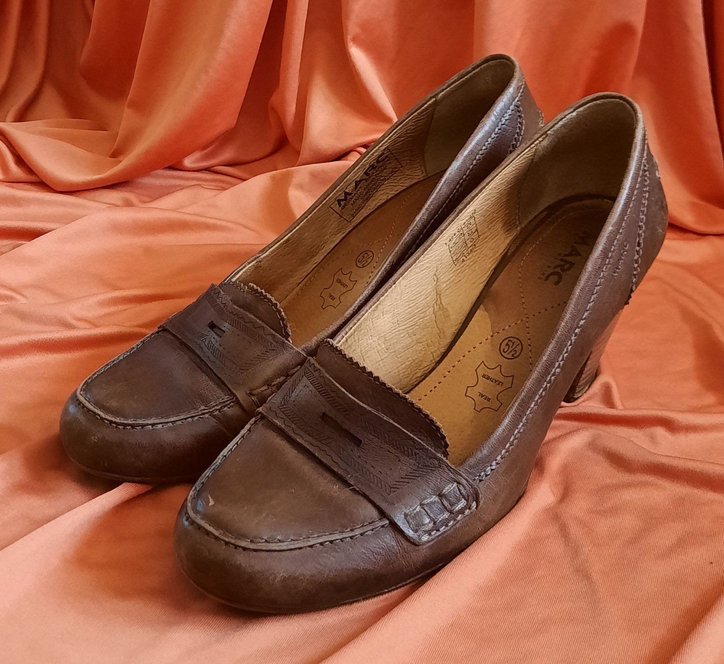 Scarpe da donna: MARC Echtleder Damen Pumps Gr.38.5 – Usato da Seuzach venduto da VT-Collections2 5
