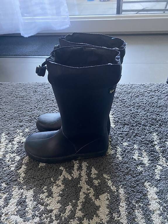 Scarpe da uomo: Igor Gummistiefel Schwarz / Grösse 32 – Usato da Trübbach venduto da alf_5fpf 2